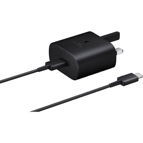 IMG 4975 Samsung 25W 3-Pin Charger Super Fast Type-C UK