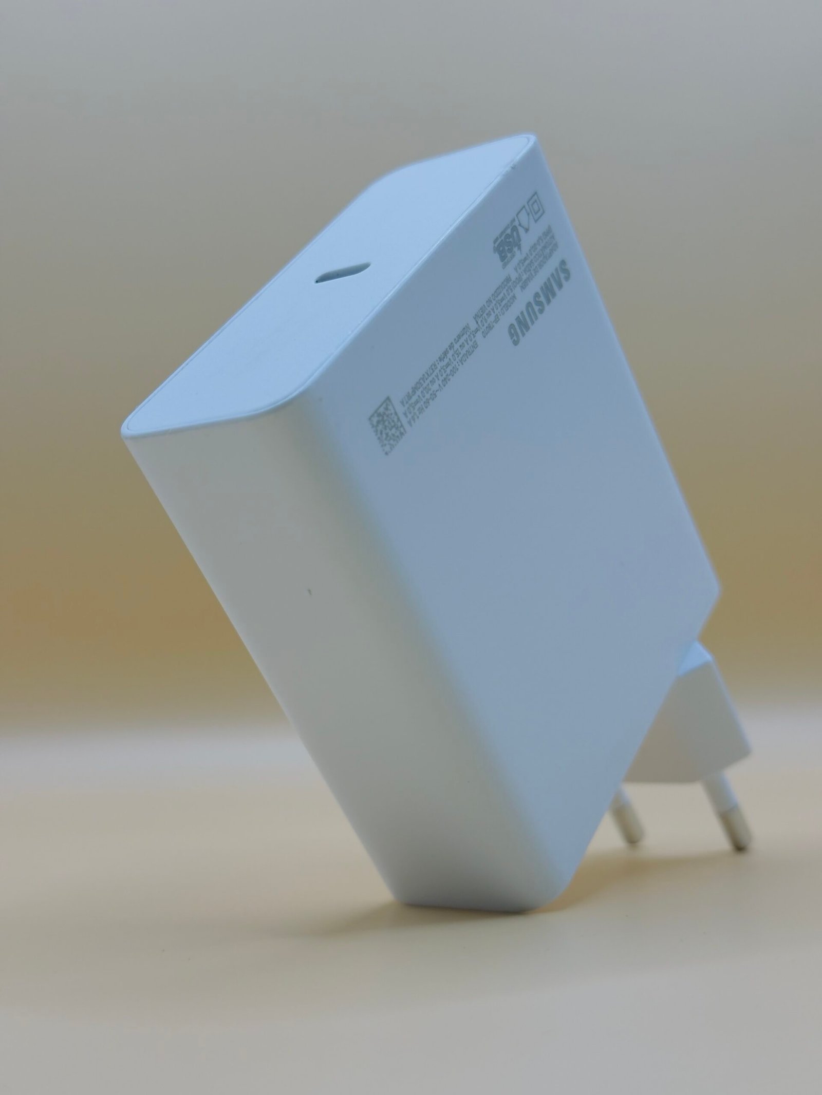 SAMAUNG 100W CHARGER